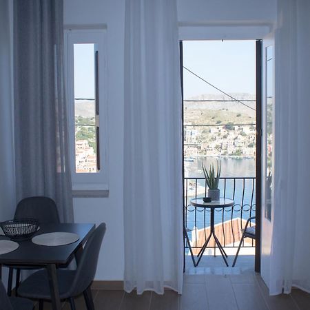 Apartamento Duchess Harbour View Symi Exterior foto